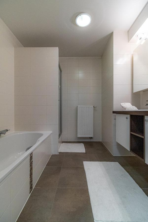 Laluna Holiday Apartment أوستيند المظهر الخارجي الصورة
